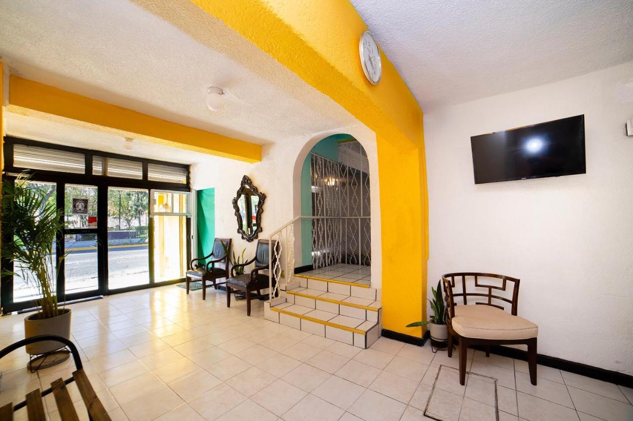 Oyo Hotel Jardin Carpio Aguascalientes Exterior photo